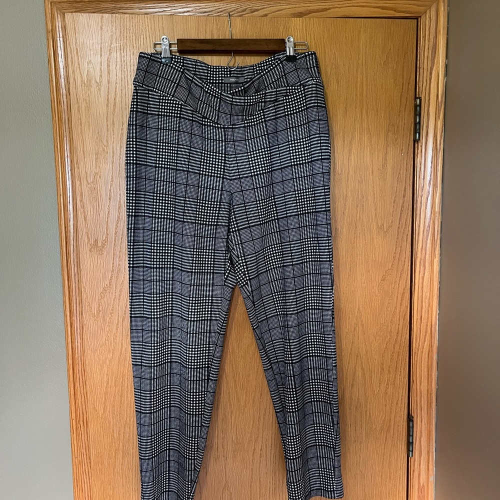 Maurices Black and White Plaid Skirt